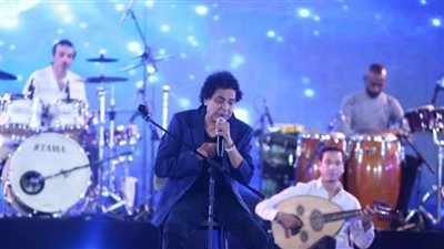 محمد منير| صوت النيل يغمُر مسرح مهرجان الموسيقى العربية