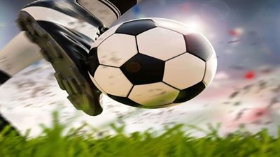 فتاة تحرر محضرًا ضد لاعب كرة قدم شهير