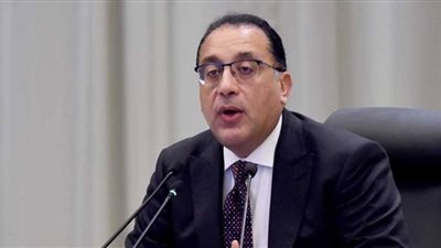 مدبولي يتابع مع الرئيس التنفيذي للهيئة العامة للاستثمار والمناطق الحرة ملفات العمل