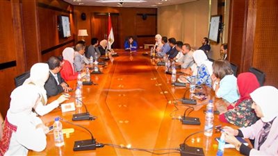 وزيرة الهجرة تثمن دور رئيس الجالية المصرية بأوكرانيا