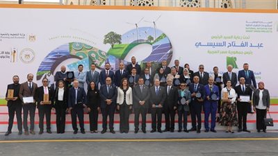 مايا مرسى تؤكد قدرة المرأة المصرية على مواجهة أزمة تغير المناخ