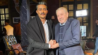 إحسان التركي باع عفش منزله ومحمد رمضان يجبر خاطره