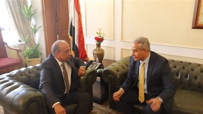 وزيرا القوى العاملة وقطاع الأعمال يبحثان ملفات التعاون المشترك