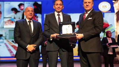 أسماء الفائزين بجائزة الدكتور زاهي حواس