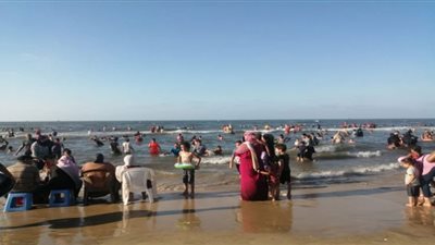 بعد تراجع أسعار الشقق المفروشة .. إقبال على مصيف جمصة