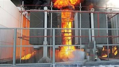 إخماد حريق شب بمحول كهرباء فى منشأة القناطر