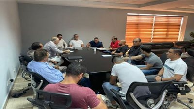 حازم وبركات يجتمعان بالجهاز الفنى للمنتخب الأوليمبي قبل معسكر الإسكندرية