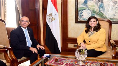وزيرة الهجرة تناقش مع البرلمان تقديم خدمات للمواطن المصري بالخارج