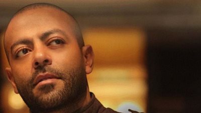 تامر عاشور يحتفل بعيد الحب في الأردن