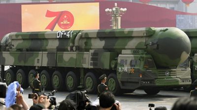 الصين تنافس أمريكا في تطور الأسلحة النووية