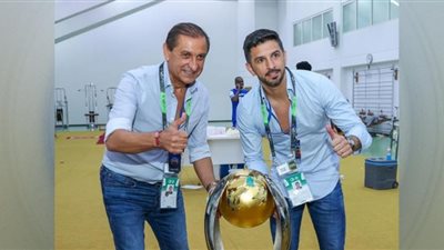 مدرب عالمي يقترب من تدريب الهلال السعودي خلفًا لـ دياز