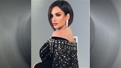 ديانا حداد تشعل الأجواء بالأسود اللامع في حفلها الأخير (شاهد)