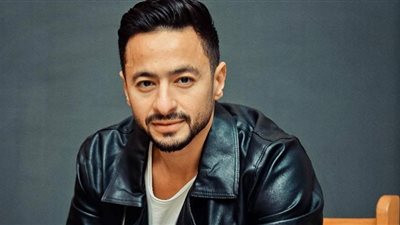 تداول صورة لحمادة هلال من كواليس 