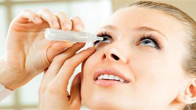 ممارسات يومية تسبب العمى وتلف العصب البصري.. طبيبة تحذر