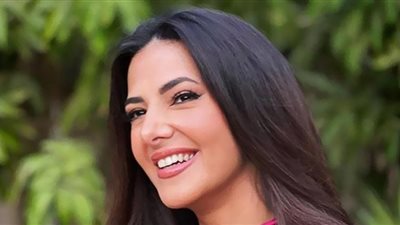 دنيا سمير غانم تتصدر يوتيوب بـ«أوخي»