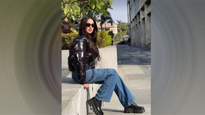 درة زروق تتألق بالكاجوال والأوفر سايز