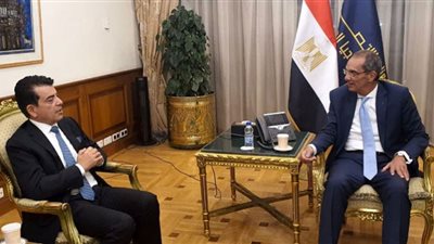 بحث تعزيز التعاون بين الإيسيسكو ووزارة الاتصالات في مجال التكنولوجيا