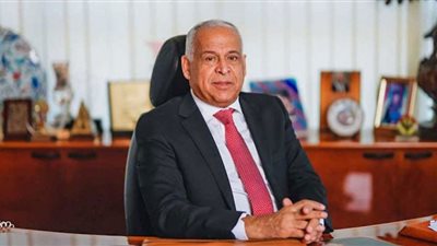 رئيس سموحة يفتح النار على 
