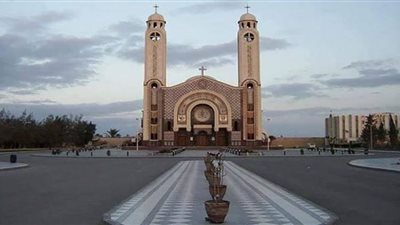 استعداد كنيسة مارمينا العجائبي في الإسكندرية للاحتفال بـ