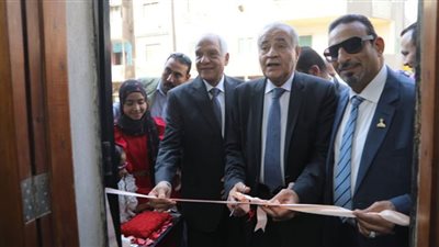 وزير التموين والمحافظ يتفقدان عددا من المراكز التموينية بالجيزة