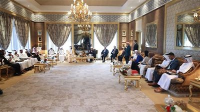 شيخ الأزهر يحاور الشباب البحريني ويوجه لهم مجموعة من الرسائل والنصائح