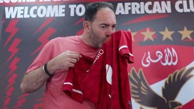 سواريش يرحل عن الأهلي بقرار رسمي