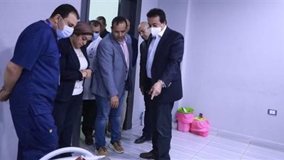 وزير الصحة يزور مستشفى بني سويف التخصصي
