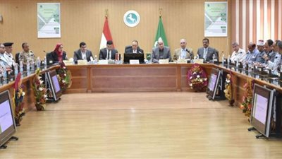 محافظ الشرقية: حل مشكلة ضعف المياه بمنطقة بساتين الإسماعيلية