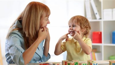 جلسات تخاطب بشباب كفر الشيخ لتنمية مهارات أطفالنا القادرين باختلاف