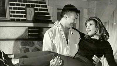 ابنة ماجدة الصباحي تكشف سر رفض العائلة زواج أمها من رشدي أباظة (فيديو)