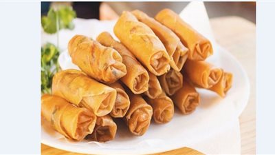 جددي سفرتك وحضري سبرينج رول بحشوة البطاطس اللذيذة