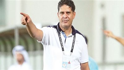 أيمن الرمادي مدرب أسوان.. جوهرة مصرية في الملاعب الإماراتية