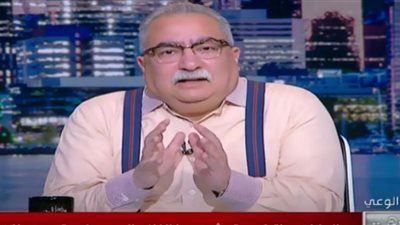 إبراهيم عيسى يحذر من الفوضى.. مجتمع هش والجهل بالماضي إجرام