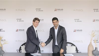 (PEOPLE & PLACES) توقع عقود مقاولات بـ 1.6 مليار جنيه لتنفيذ مشروعها the Med فى راس الحكمة