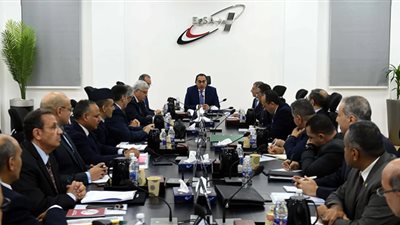رئيس الوزراء يترأس اجتماع مجلس إدارة وكالة الفضاء المصرية