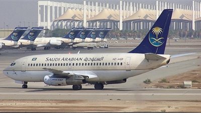 طيار سعودي يعطل رحلة لجدة بسبب مصرية