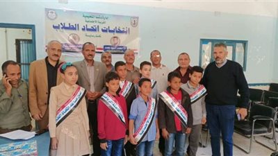 إختيار المكتب التنفيذى من الطلاب الفائزين فى انتخابات إتحاد الطلاب بدشنا