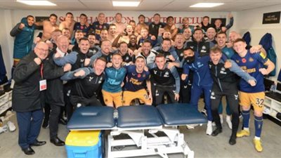 نيوكاسل من صراع الهبوط لحلم الذهب