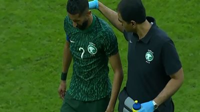 المنتخب السعودي يفقد سلمان فرج.. قلق جماهيري ورد رسمي من الاتحاد