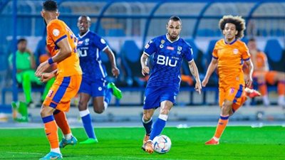 الهلال يواصل أرقامة القوية في الدوري السعودي