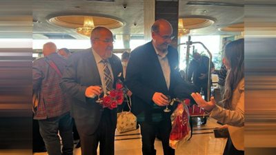 مصر تستقبل أول فوج سياحي قادم من أمريكا