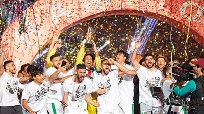 منتخب العراق يسيطر على جوائز خليجي 25