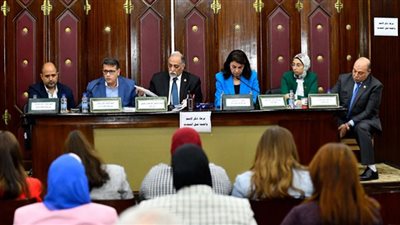 وكيل أول النواب: مبادرة الرئيس لإنهاء الحرب الروسية الأوكرانية تاريخية
