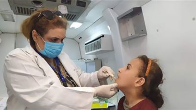 بنى سويف الكشف وتوفير العلاج لـ 1400مواطناُ في قافلة نفذتها الصحة بقرية بني عقبة