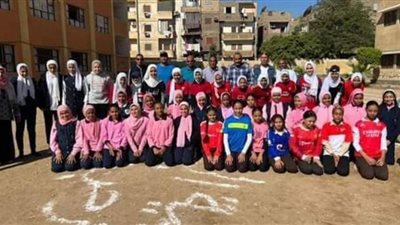 مشاركة قوية في بطولة ألعاب القوي للفتيات بمدارس نجع حمادي