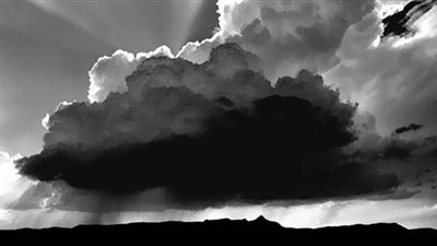 9 محاذير للتعامل مع الكهرباء حال سقوط الأمطار