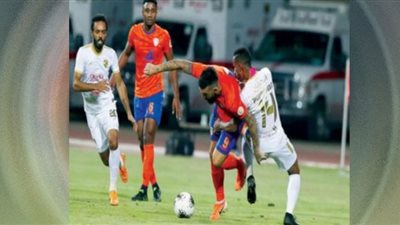 الدوري السعودي.. الفتح يتقدم على ضمك بالشوط الأول