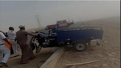 وفاة شخص وإصابة زميله في انقلاب تروسيكل بالعياط