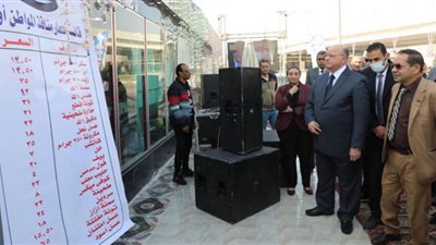 محافظ القاهرة يفتتح منفذ أهلًا رمضان بزهراء المعادي (شاهد)