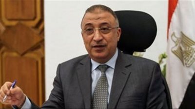 محافظ الإسكندرية يكلف بطباعة ملصقات توعية بمخاطر الأكياس البلاستيكية